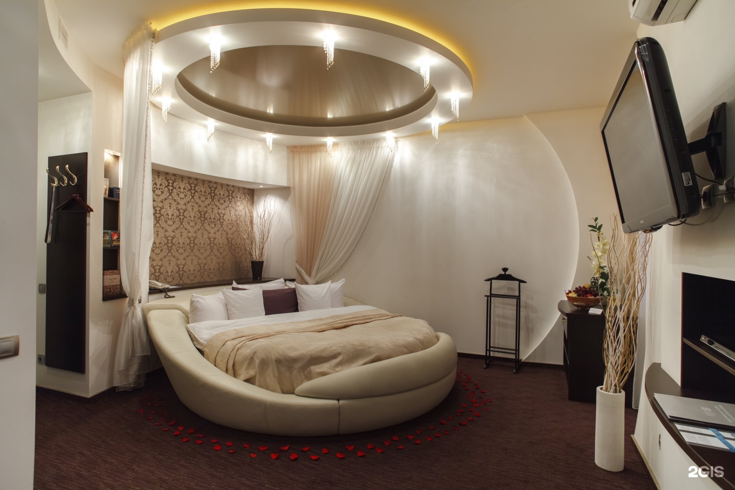 Круглые кровати для гостиниц