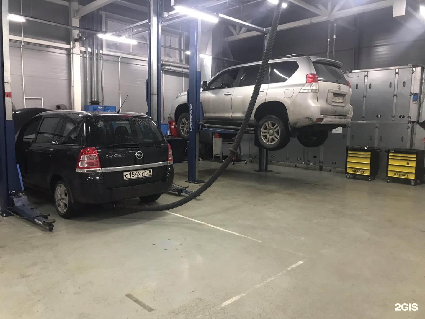 Ремонт тойота в спб. Богатырский пр., д.14, корп Мегаполис. Japan cars автосервис. Автосервис «Japan-cars» СПБ. Автоцентр Мегаполис.