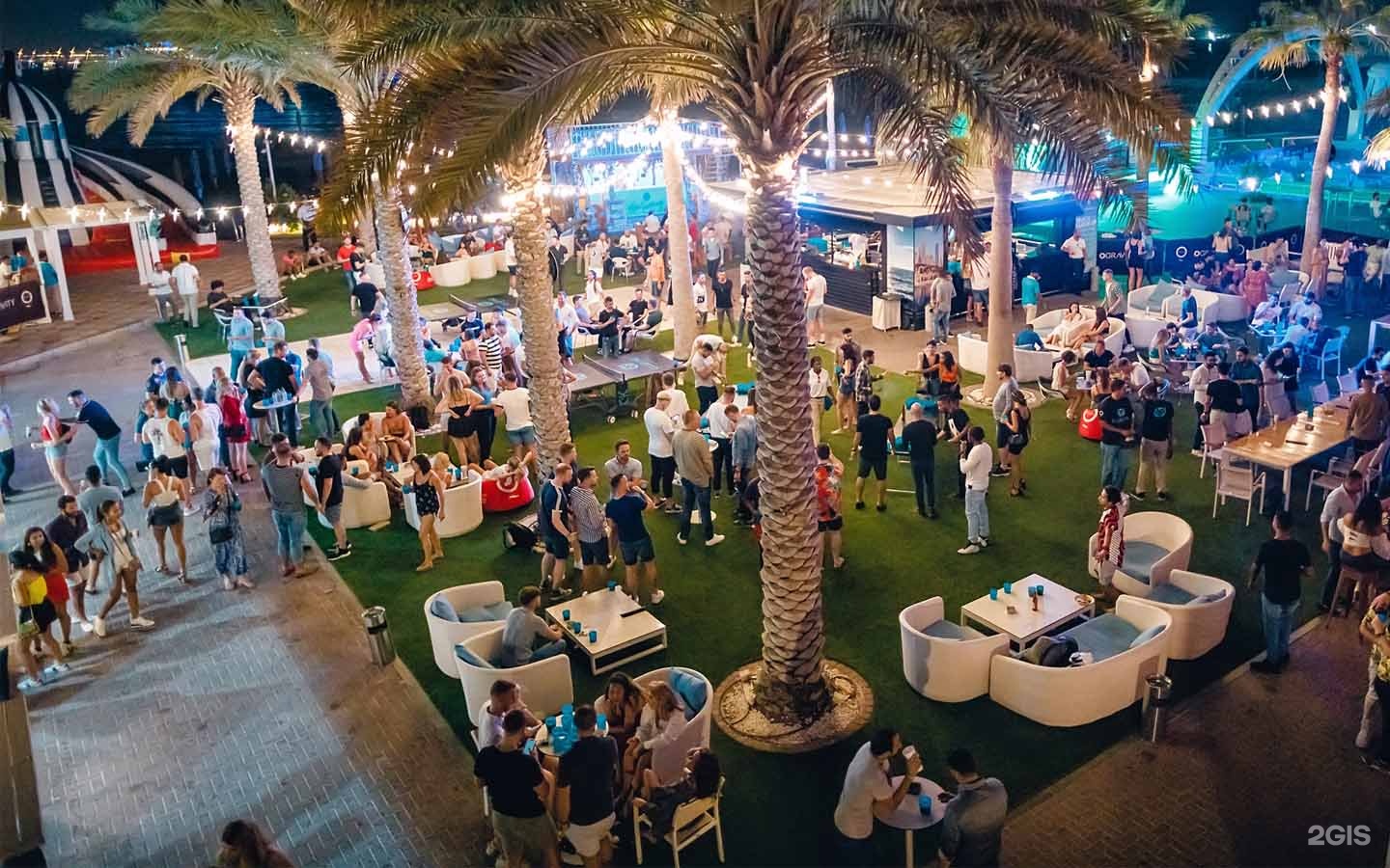 Zero gravity dubai пляж. Gravity dubai. пляж зеро дубай. Zero gravity дубай. Gravity dubai.