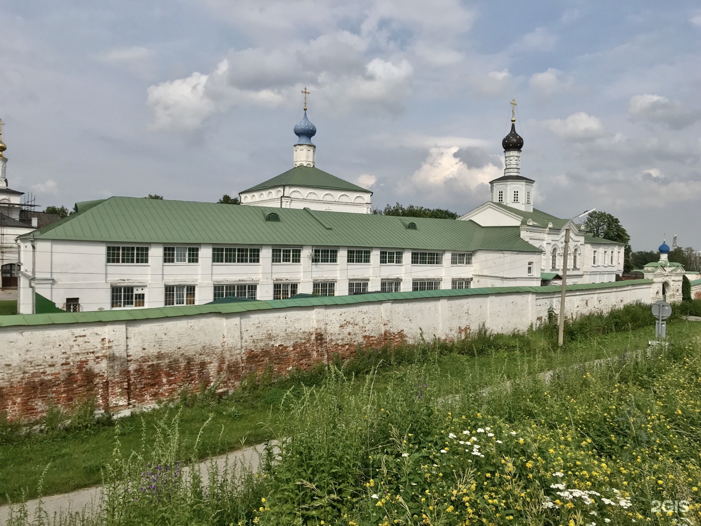 Монастырь рязань. Спасо Преображенский монастырь Саратов. Галайковский Спасо-Преображенский мужской монастырь. Троицкий Битюцкий мужской монастырь. Салачи Рязань монастырь.