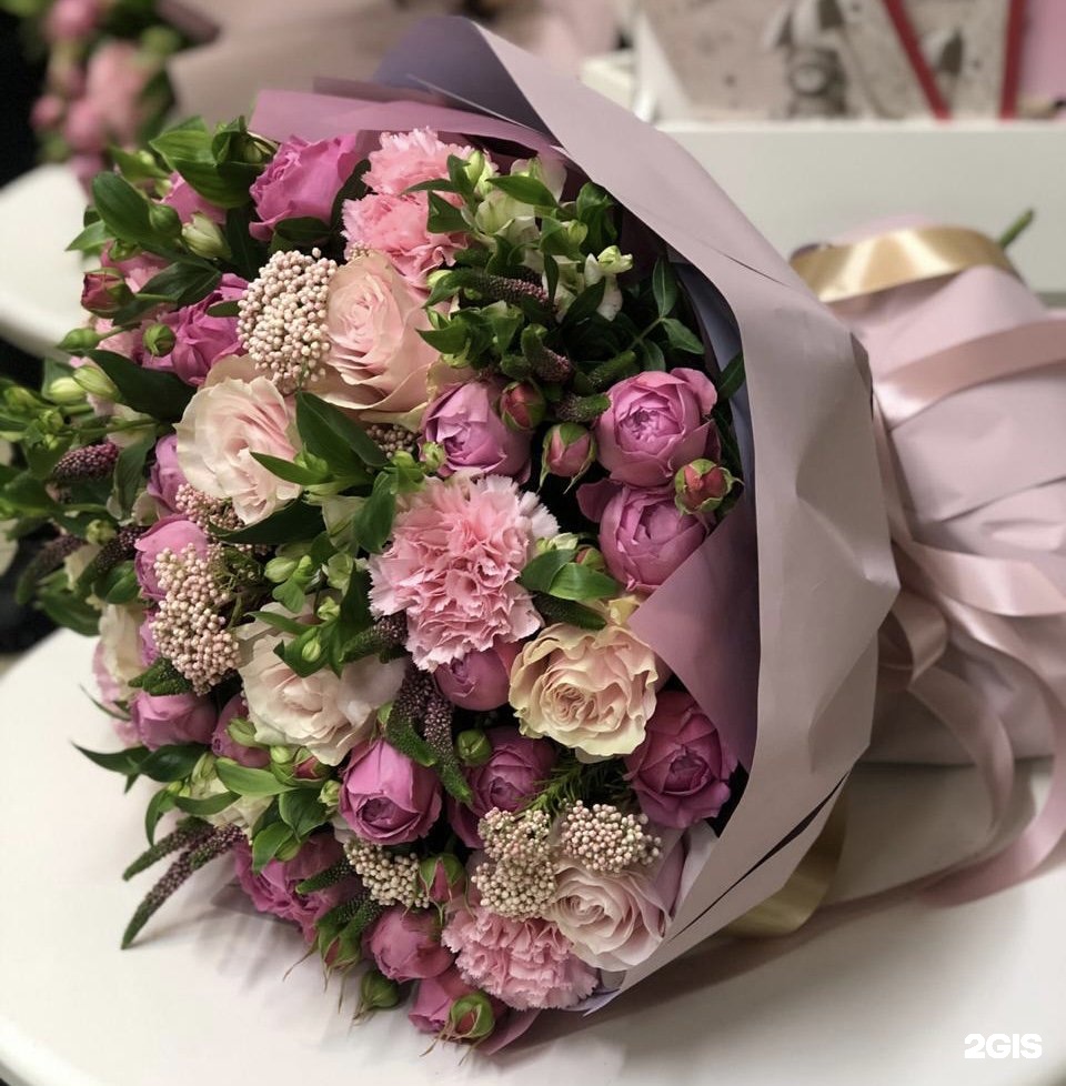 цветы в цветочном магазине. мейт букет. цветок. Flowers цветы москва. цветы для дарьи картинки.