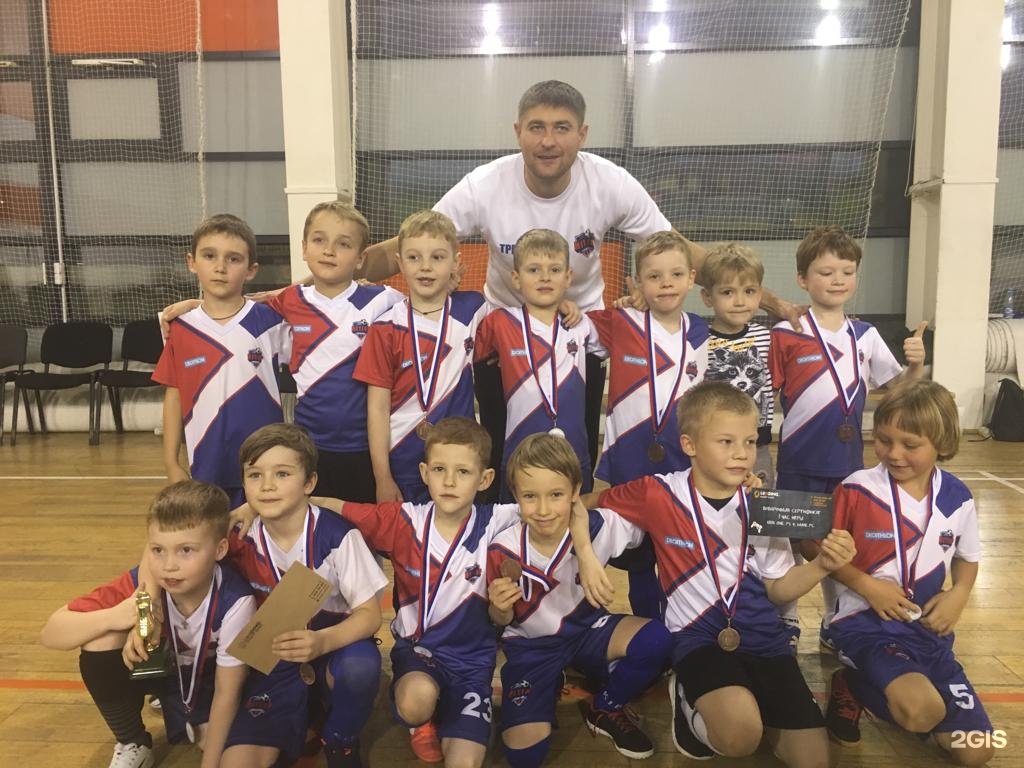 Метеор детская футбольная школа. Метеор москва футбольный клуб. Дети метеор. Дети метеор. Дети метеор.