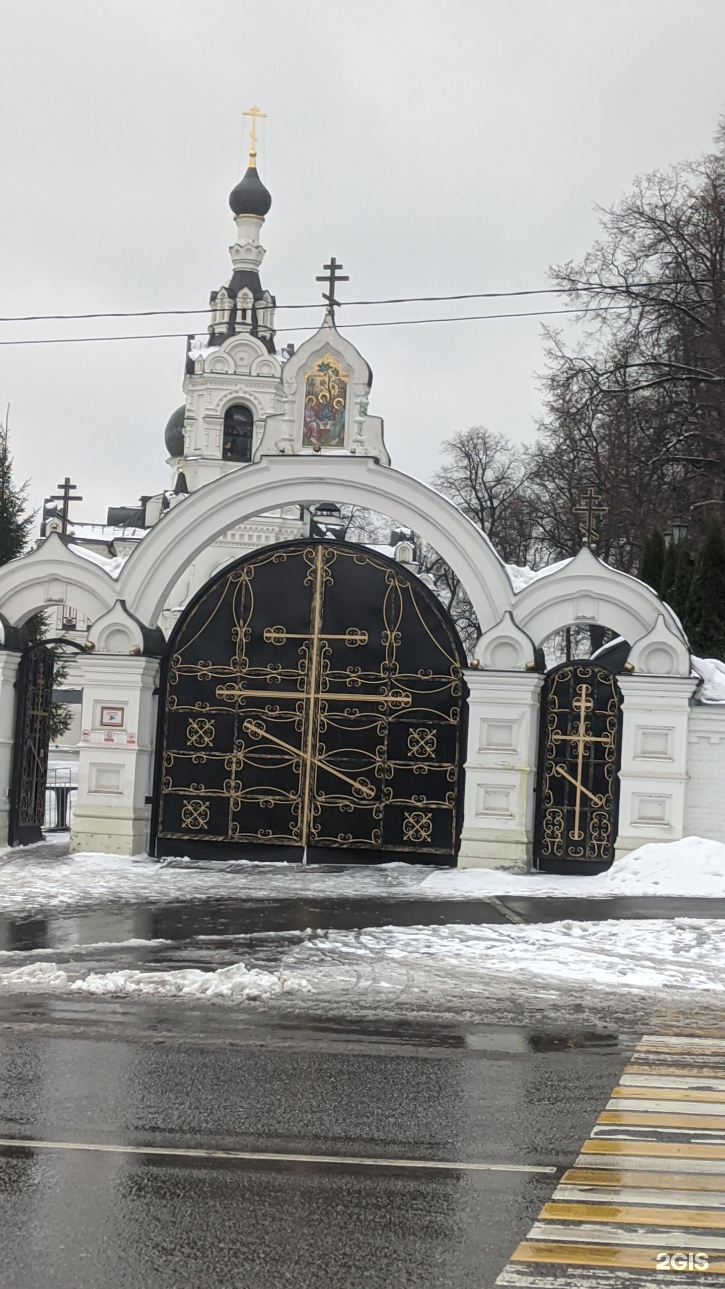 Одинцовская 24. Храм Успения Пресвятой Богородицы в Троице-Лыково. Троице-Лыково храм. Храм Троицы Живоначальной в Троице-Лыково.