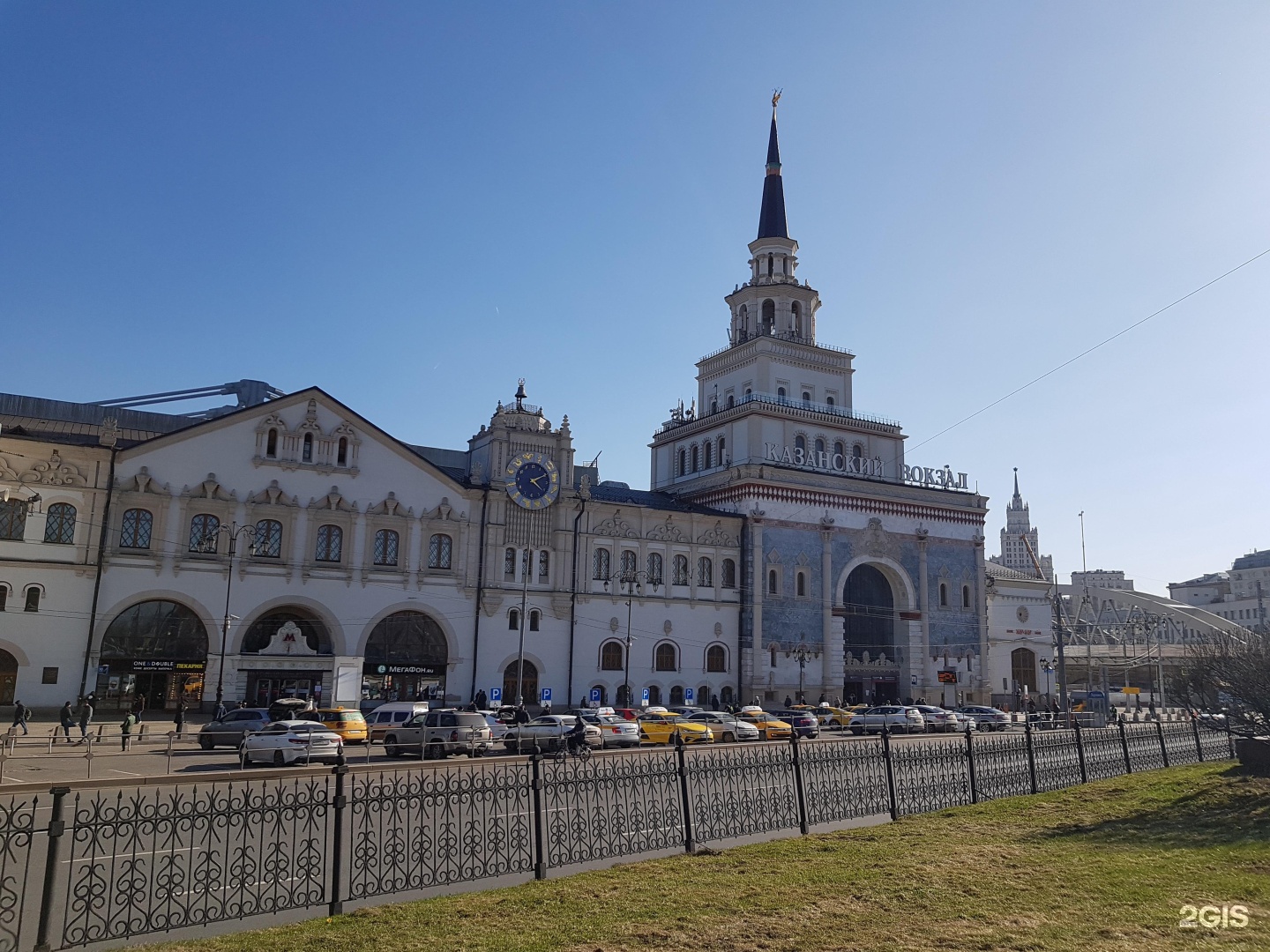 Площадь казанского вокзала москвы