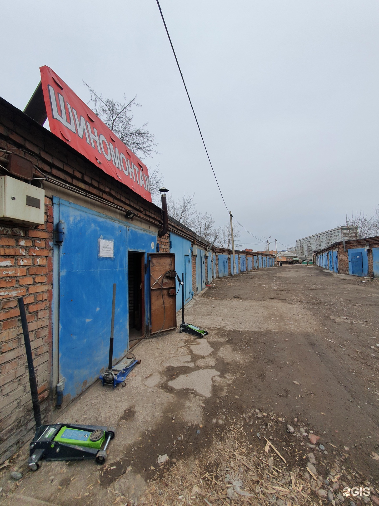 Мкр. Шиномонтаж канск. Шиномонтаж канск. Летние шины реклама. Автомастерская канск.