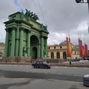 Фото от владельца Нарвские триумфальные ворота, музей городской скульптуры