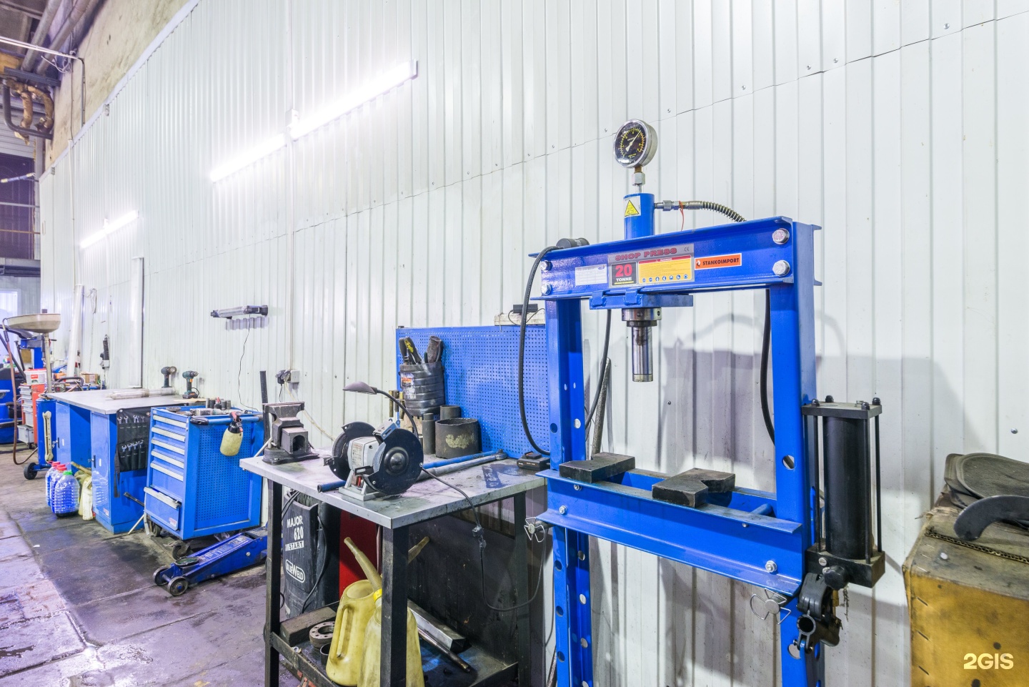 Восстания. Антикор. Captain avto. Восточная 19б автосервис. Автосервис кронштадт.