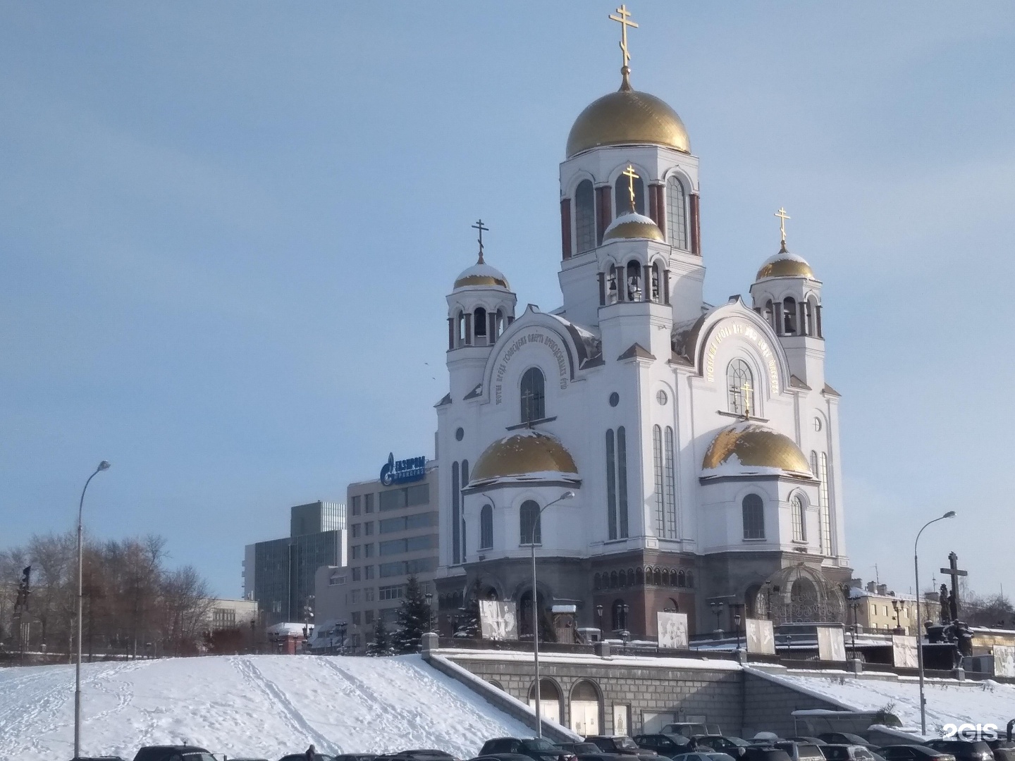 Храм на елизавете екатеринбург. Храм на крови во имя всех святых в земле Российской просиявших. Храм на крови во имя всех святых в земле Российской просиявших внутри. Церковь на Айской Уфа.