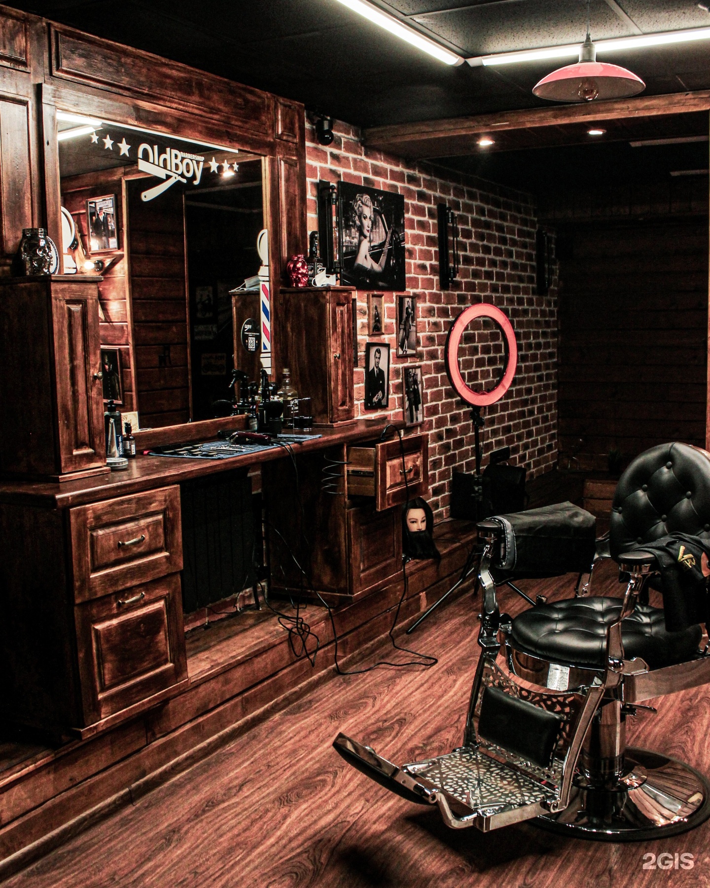 олдбой ярославль. наклейка олдбой. олдбой ногинск. барбершоп олдбой нижний тагил. олдбой нижний тагил.