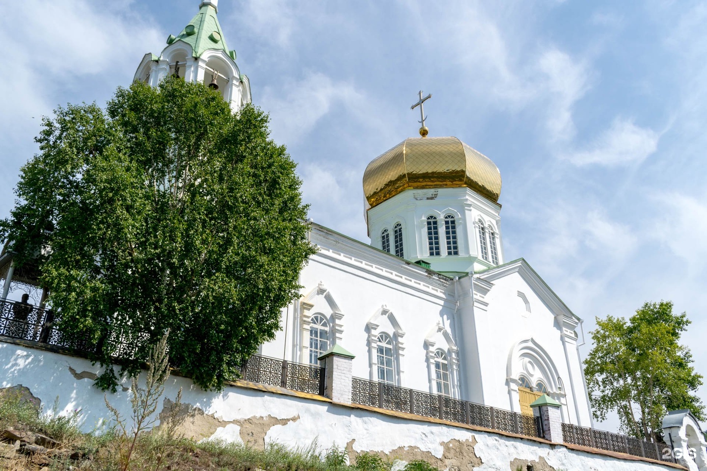 Церковь на нагорном пермь. Крестовоздвиженский храм Сыростан. Сыростан Челябинская область Церковь. Сыростан (село). Храм на Нагорной.