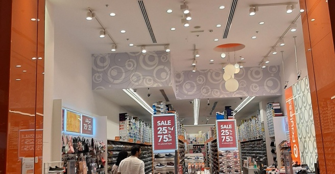 Payless deals gandaria city