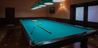 Новогусельский: Отель Аскет