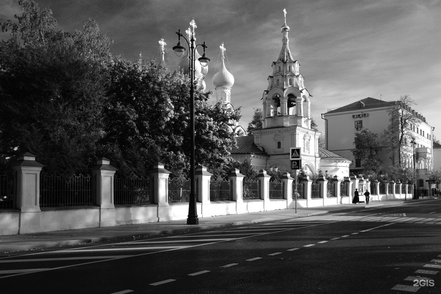 Большая ордынка храм расписание. Храм святителя Николая в Выборге. Москва, улица большая Ордынка, 44с4. Москва храм Николая Мирликийского Ивановская улица служба 8 ноября 2022.