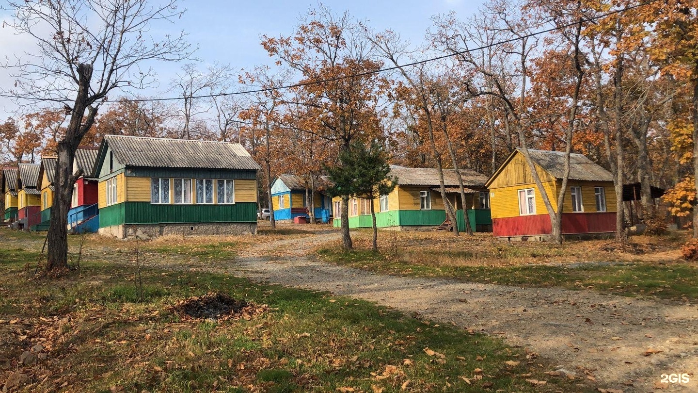 База отдыха лазурная савушки. База отдыха Садко Владивосток. База отдыха Лазурная Астрахань. Садко Бийск база отдыха. База отдыха Садко Владивосток фото.