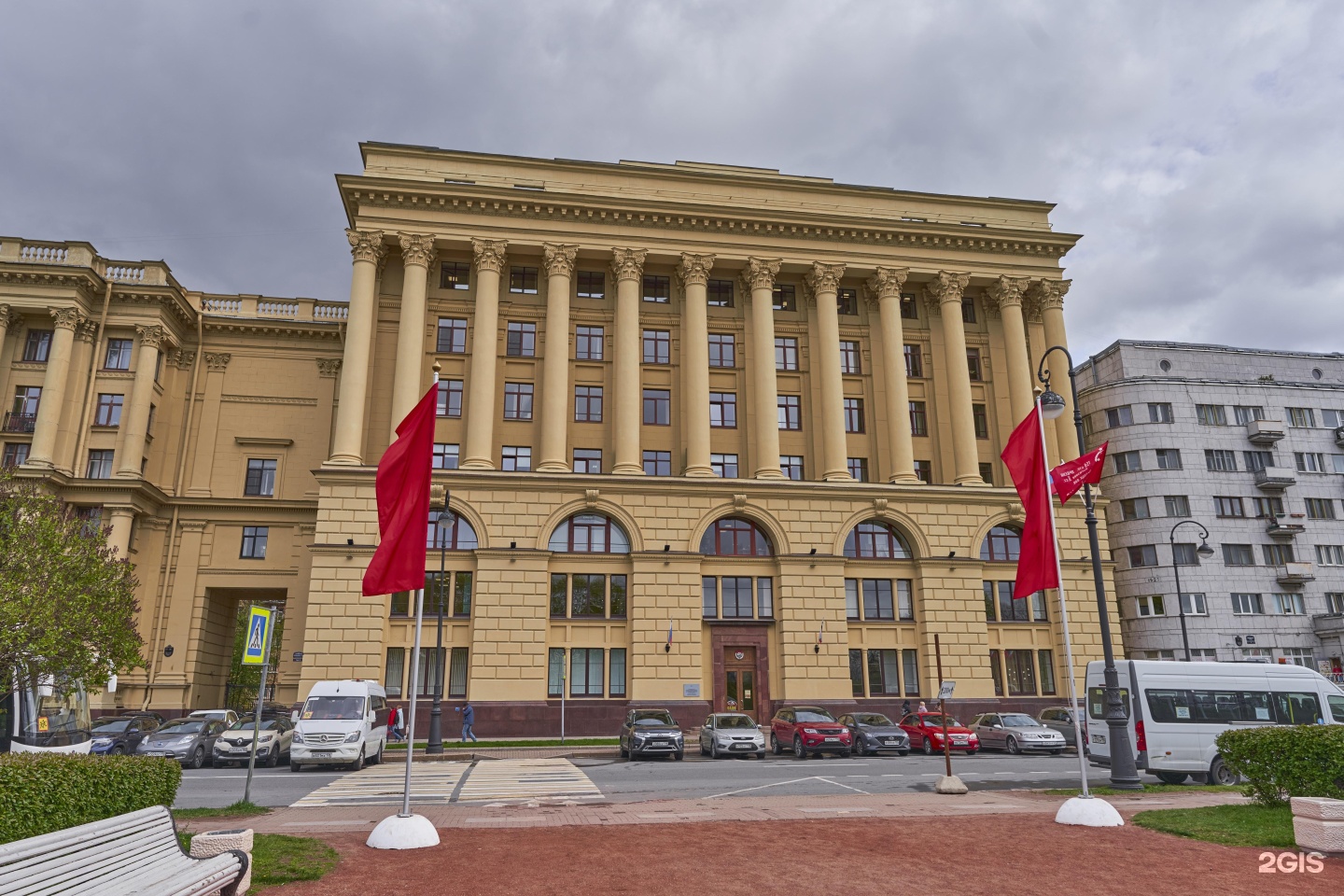 Санкт петербург development. Жк принцип двинская. Проект девелопмент. Id московский евроинвест. Жилой комплекс корабли спб.