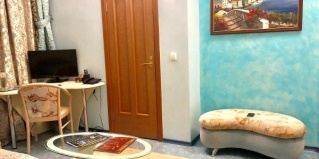 Астрахань: Отель Звёздный замок