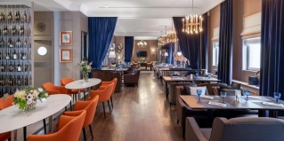 Москва: Отель Chekhoff Hotel Moscow Curio Collection by Hilton