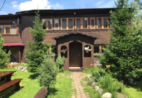 Апартаменты Lake House на Телецком озере