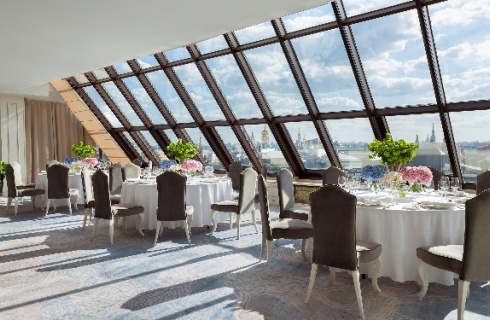 Москва: Отель The St. Regis Moscow Nikolskaya