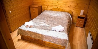 Горловщина: Турбаза Карелка