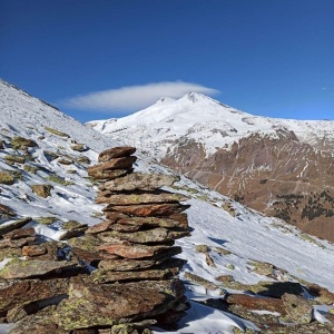 Фото от владельца Альпика, скалодром