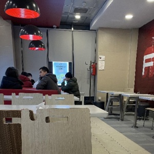 Фото от владельца KFC, сеть ресторанов быстрого питания