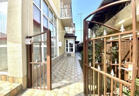 Коттедж Red Rose в Сириусе