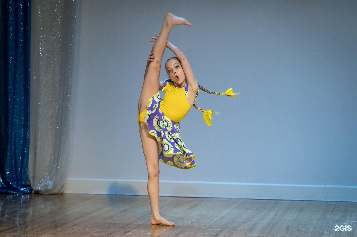 Аура барнаул танцевальный коллектив. Ансамбль классического танца аура барнаул. Аура школа танцев. Аура танцы барнаул. Аура танцы барнаул.