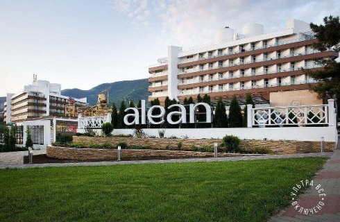 Геленджик: Отель Alean Family Biarritz