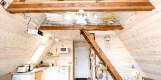 Новомихайловское: Глэмпинг А у реки