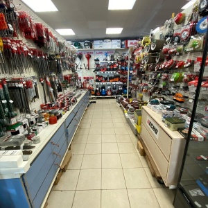 Фото от владельца Тиски, сеть магазинов инструментов и оборудования