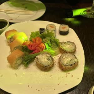 Фото от владельца Maxi sushi, компания по доставке и продажи суши