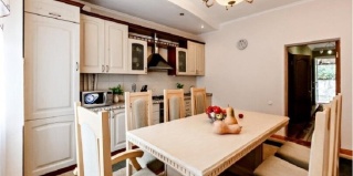 Домбай: Гостевой дом Атлантида