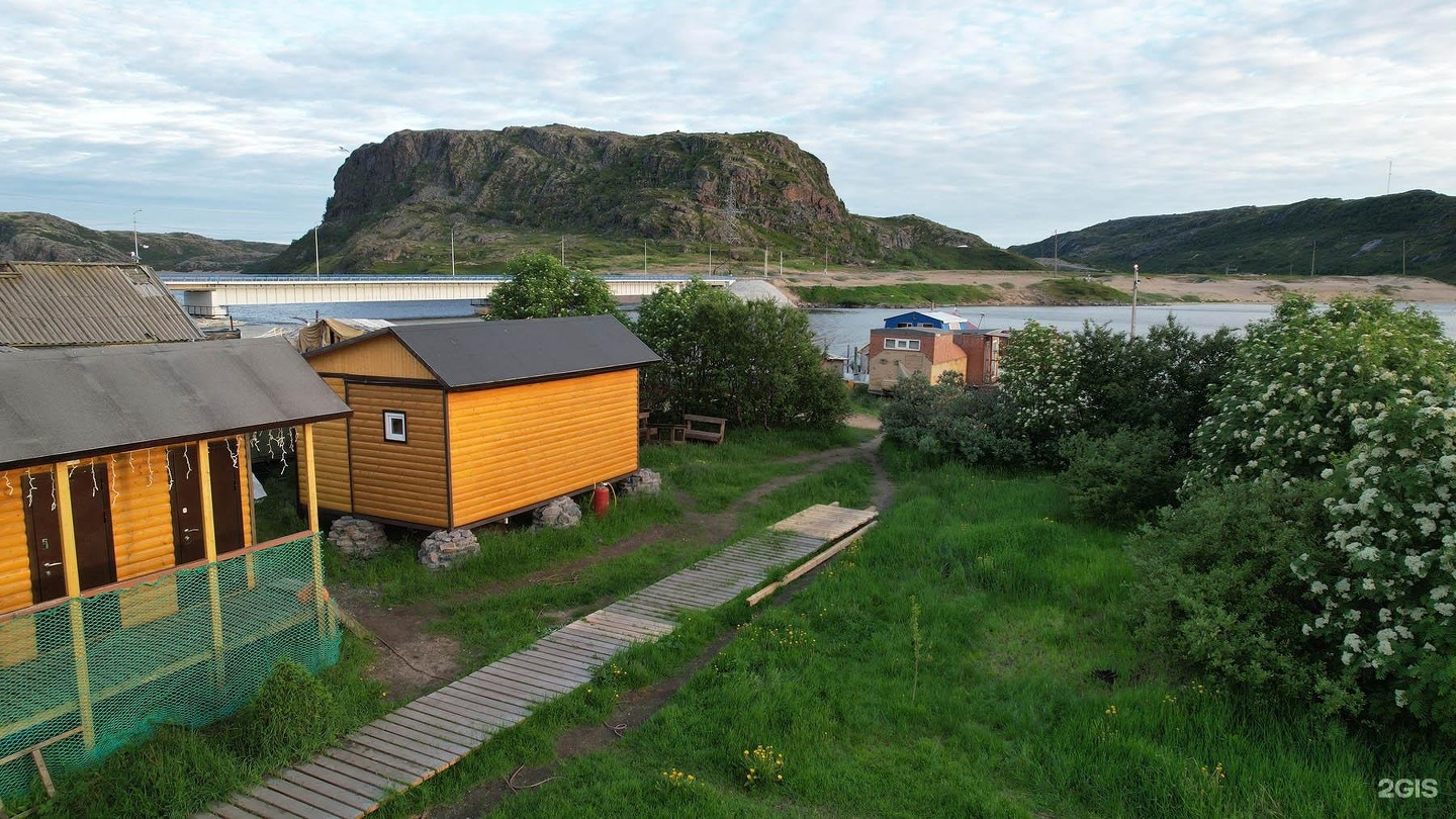 Турбаза Териберка тур, с. Териберка, Морская улица, 1 — цена, фото, отзывы  и адрес отеля | забронировать на Отелло