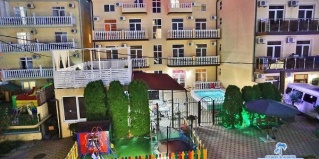 Витязево: Гостевой дом Mango