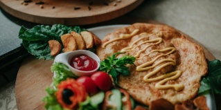 Кузнецы: Отель Аристократ