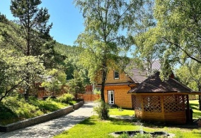 Коттедж Forest Trail в Листвянке