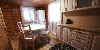 Захаровский район: Отель Ливадия