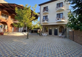 Гостевой дом Вишнёвая в Архипо-Осиповке