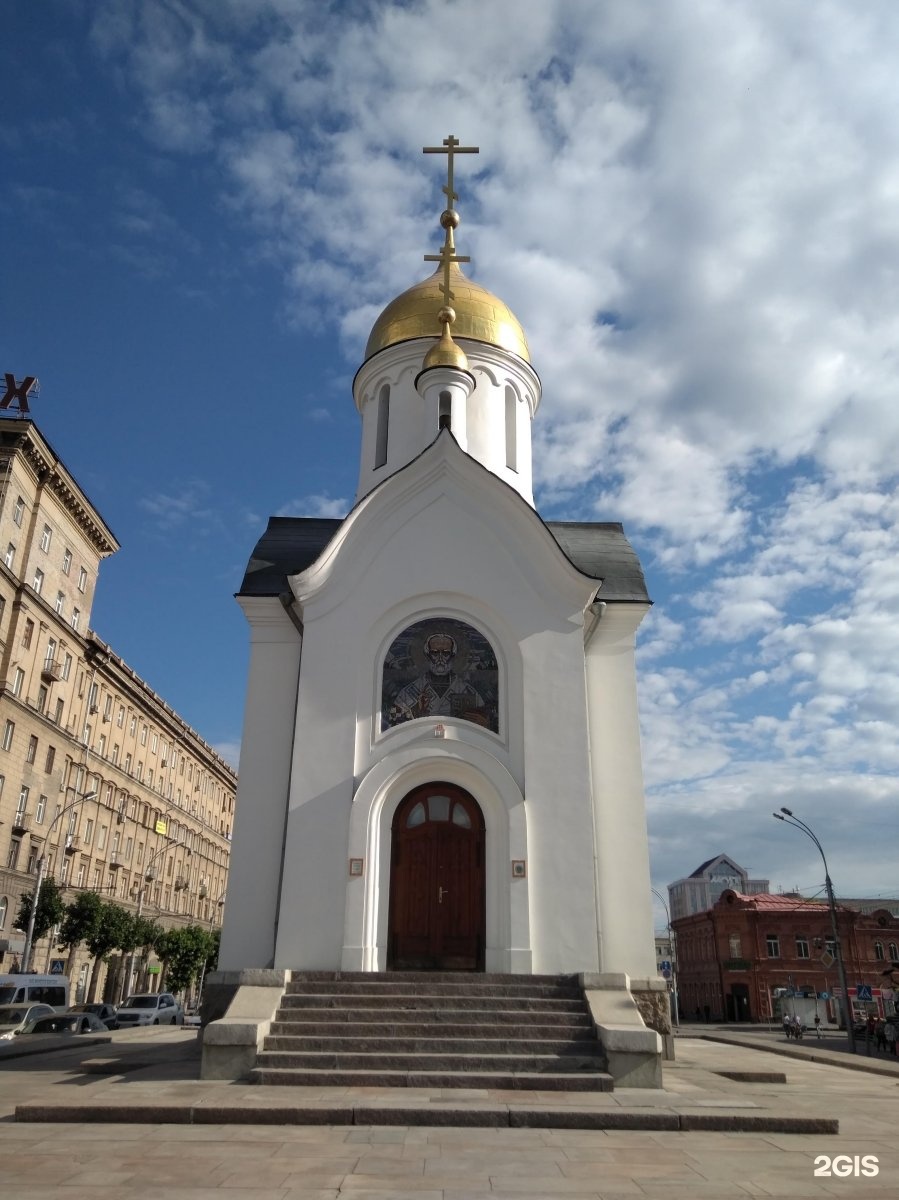 Красный проспект Новосибирск 1960 часовня