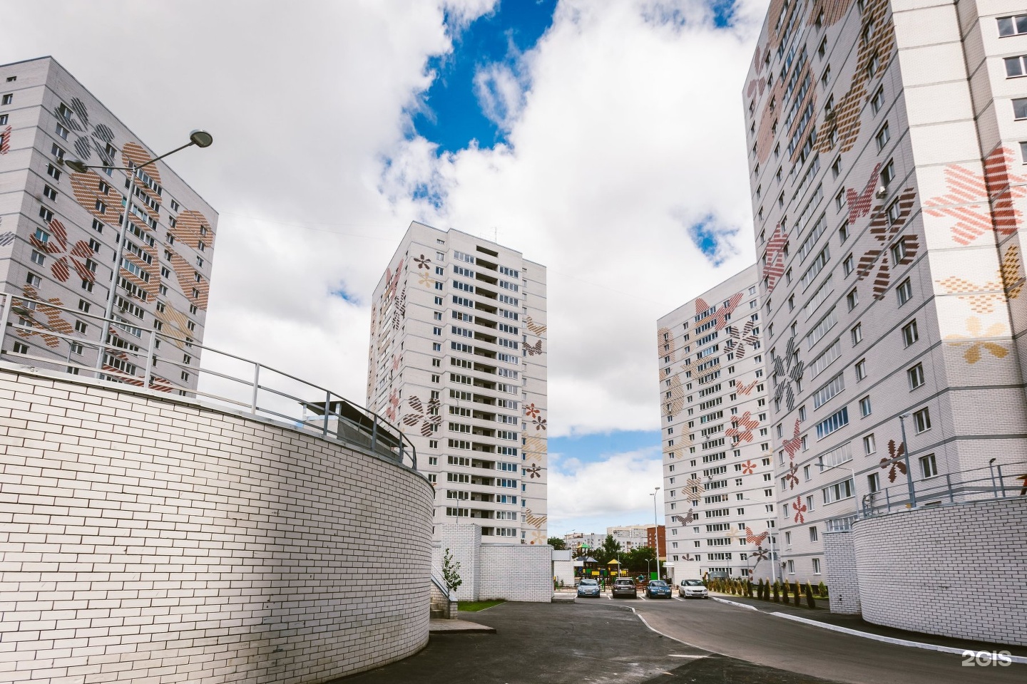 Квартиры жк акварель тюмень. Таврическая 9 к 7 Тюмень. . Тюмень, ул. Таврическая 9/7. Таврическая 9 корпус 1 Тюмень. Таврическая 9 корпус 6 Тюмень.