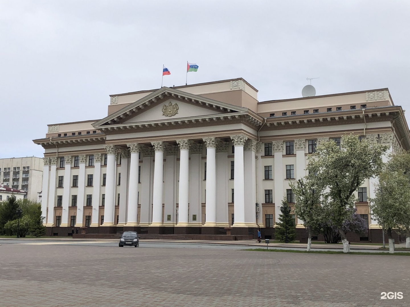 Володарский тюмень. Правительство Тюменской области Володарского 45. Володарского 45 Тюмень. Правительство Тюмени. Дом правительства Тюмень.