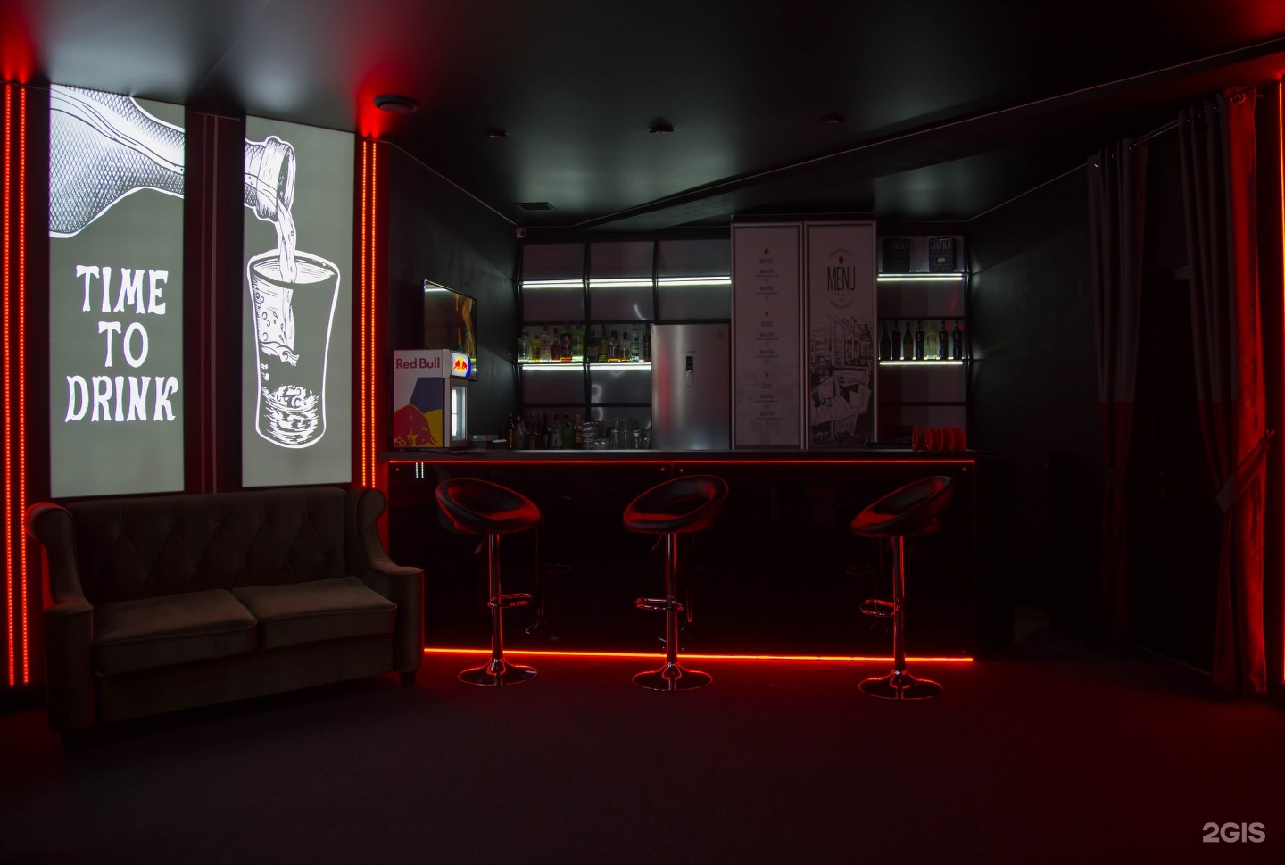 Рц city дзержинск. Lucky mens club воронеж клуб. М хаслер. Стрип бар хаслер нижний новгород. Петрищева 18/39.