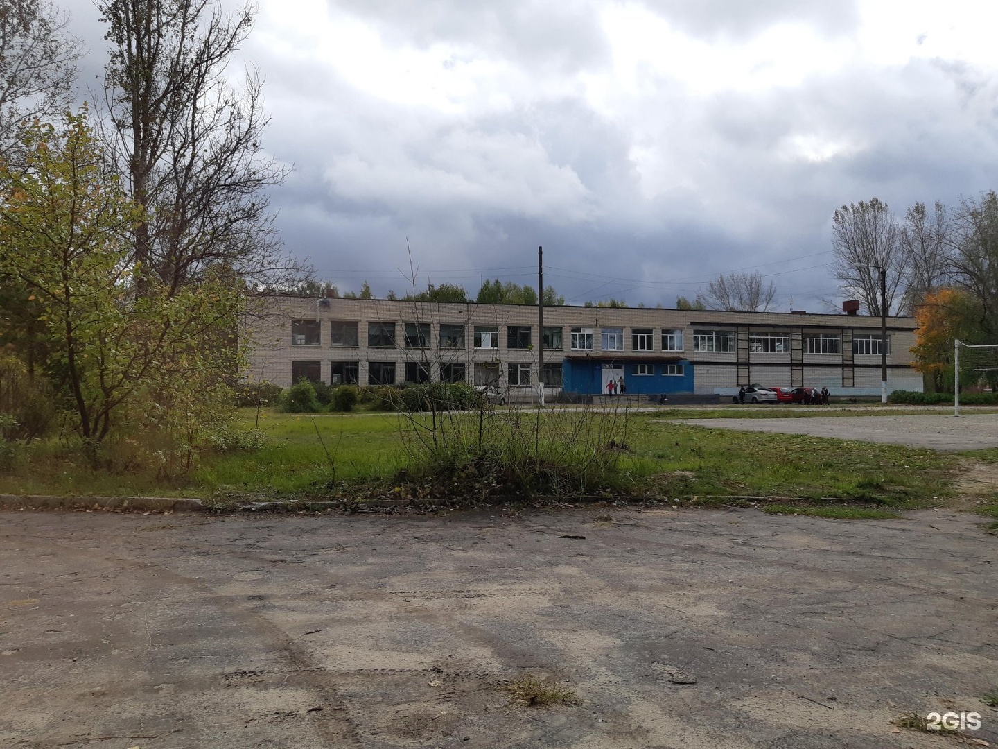 Бор нижегородская область поселок октябрьский. Октябрьская средняя школа Борского района Нижегородской области. Октябрьская школа поселок Октябрьский. Октябрьская школа г Бор. Октябрьская школа Бор Нижегородской области.