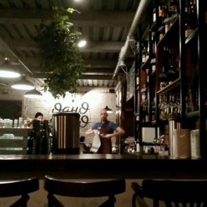Фото от владельца Одно вино, винный бар-магазин