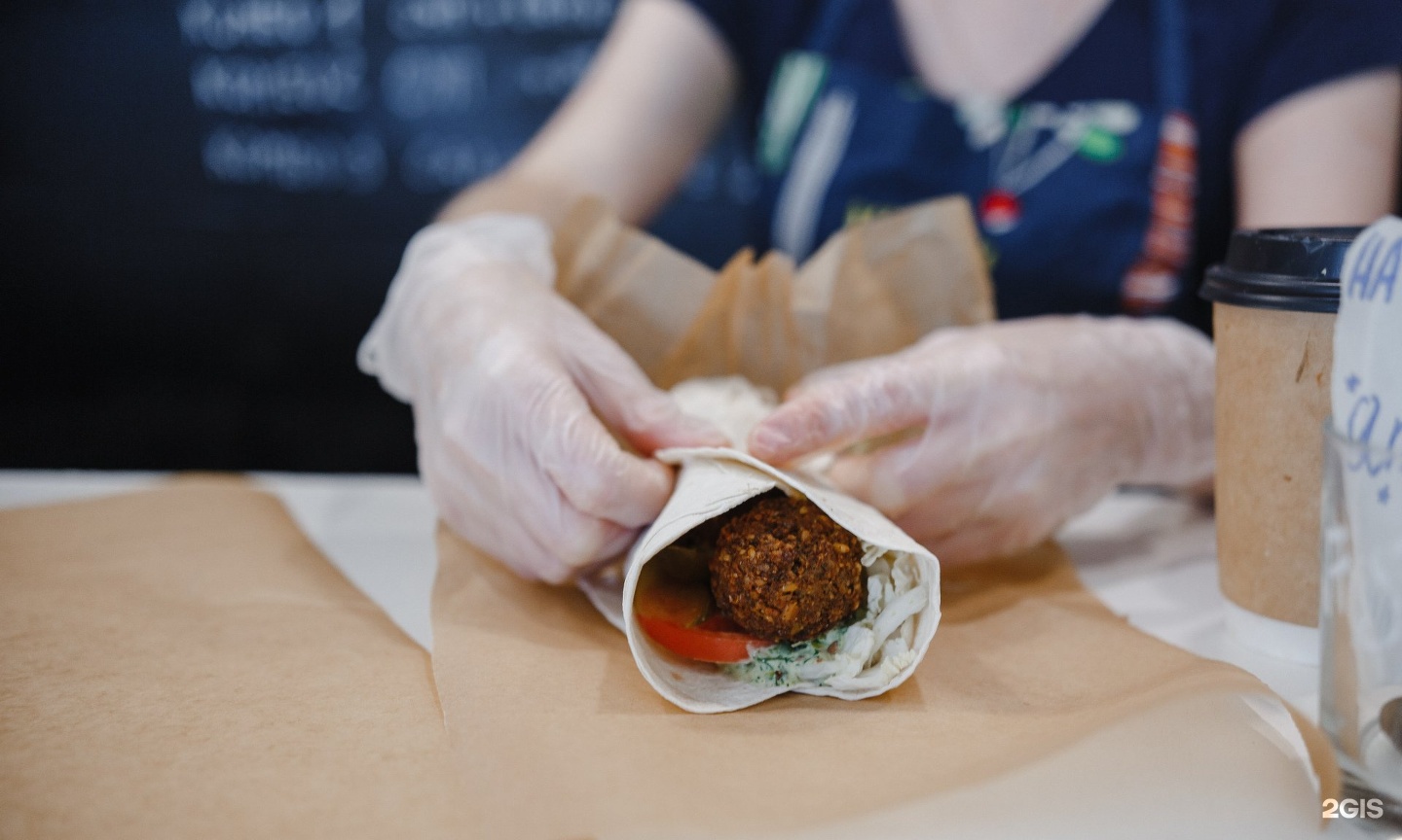 веганское кафе казань. кафе веган greenlife. гастроужин афиша. Vegan day казань кафе.