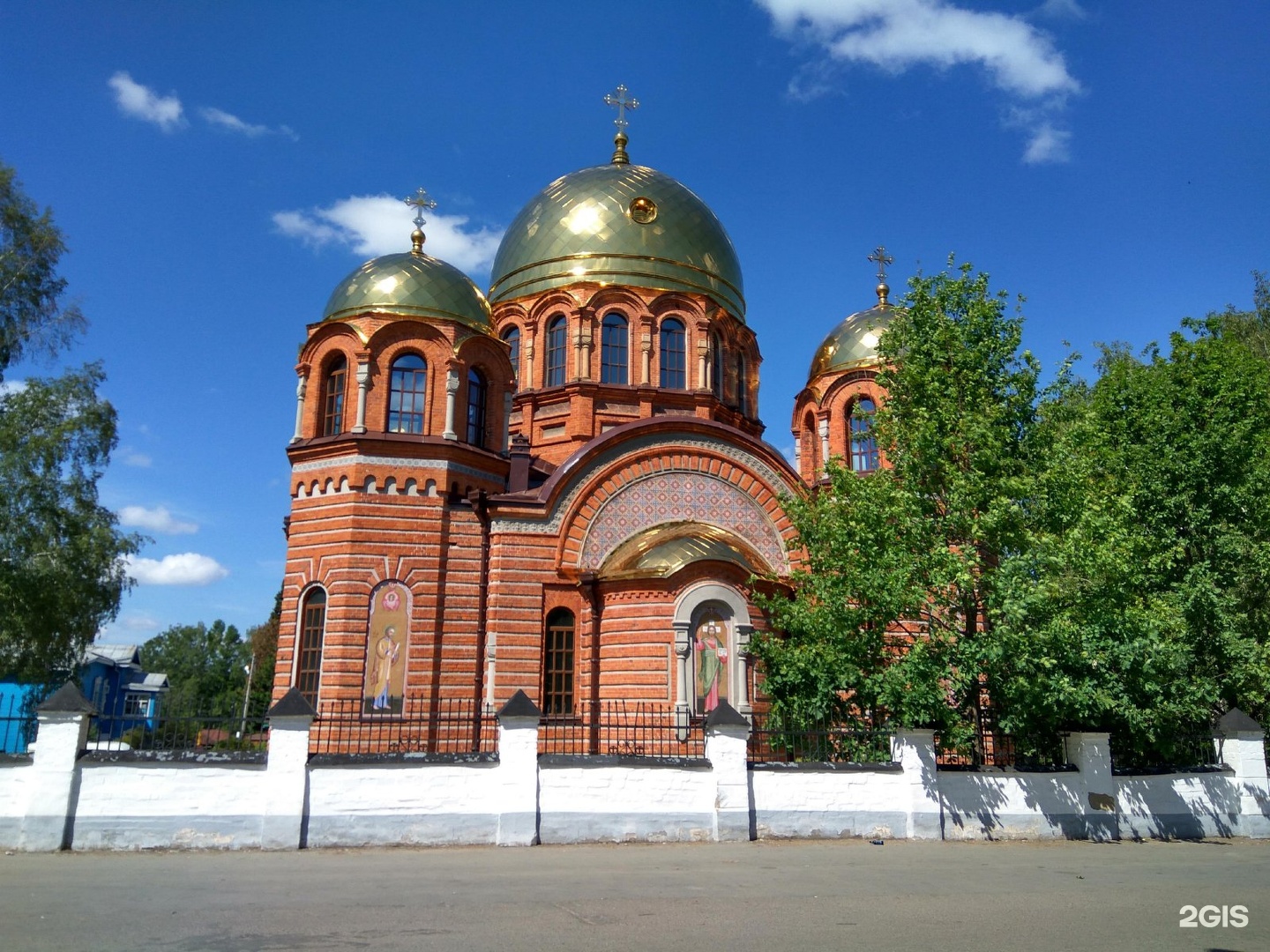 Петропавловский собор в луганске