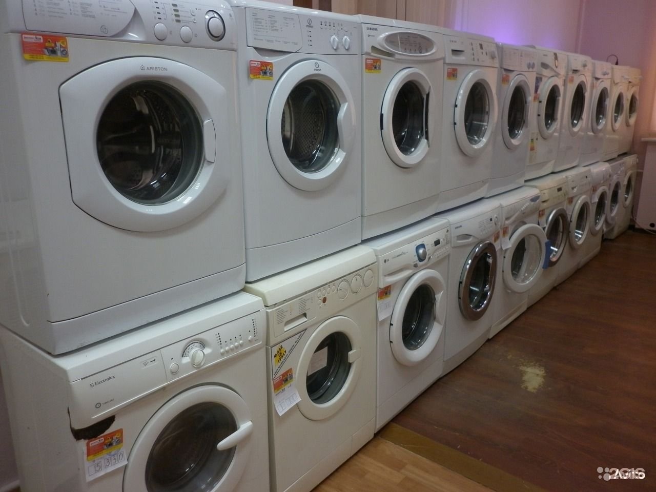 Много стиральных машин