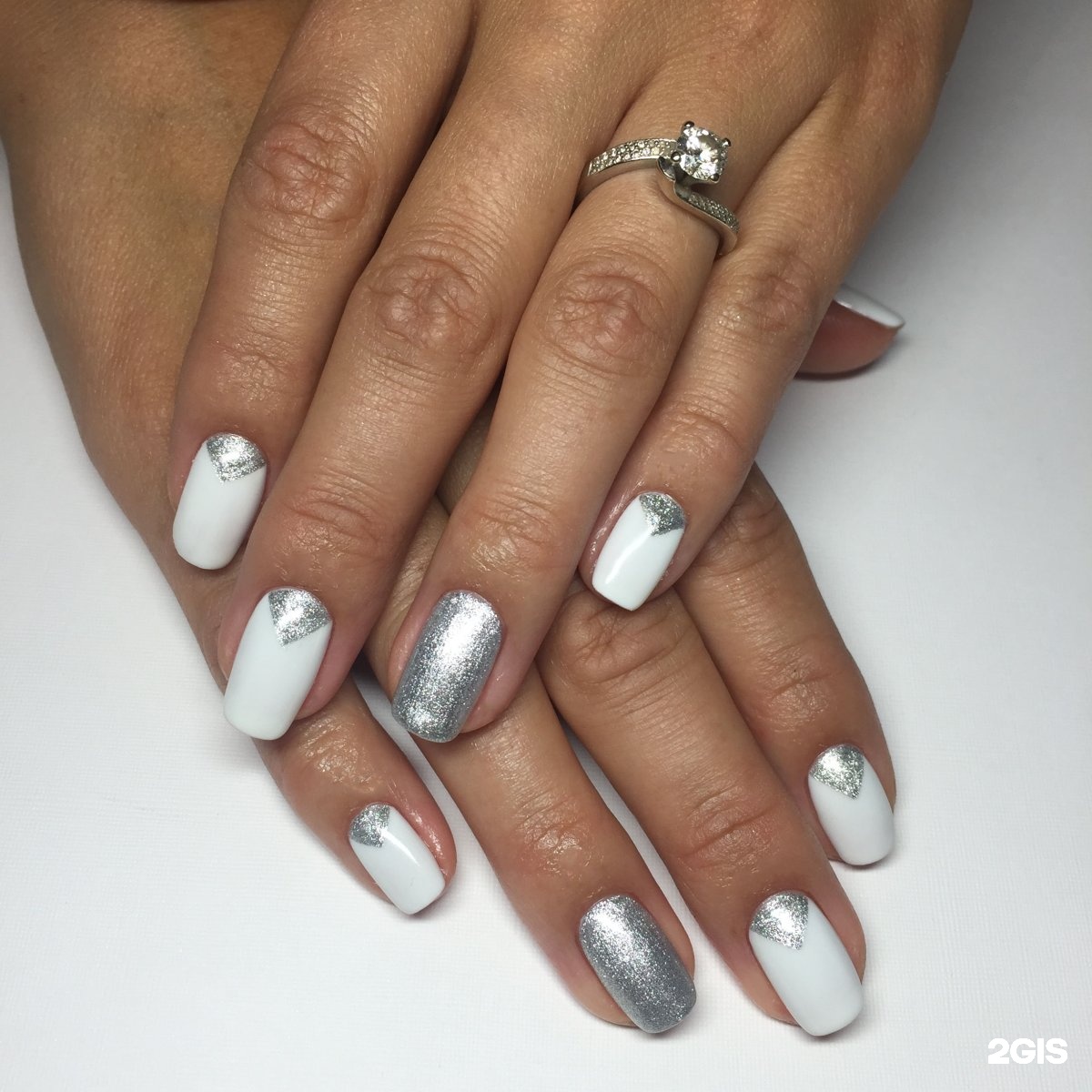 Tiffany петровка. Тиффани нейлз. Tiffany Nails, Москва, улица Петровка. Тиффани нейлс Ленинский. Тиффани нейлс Псков.