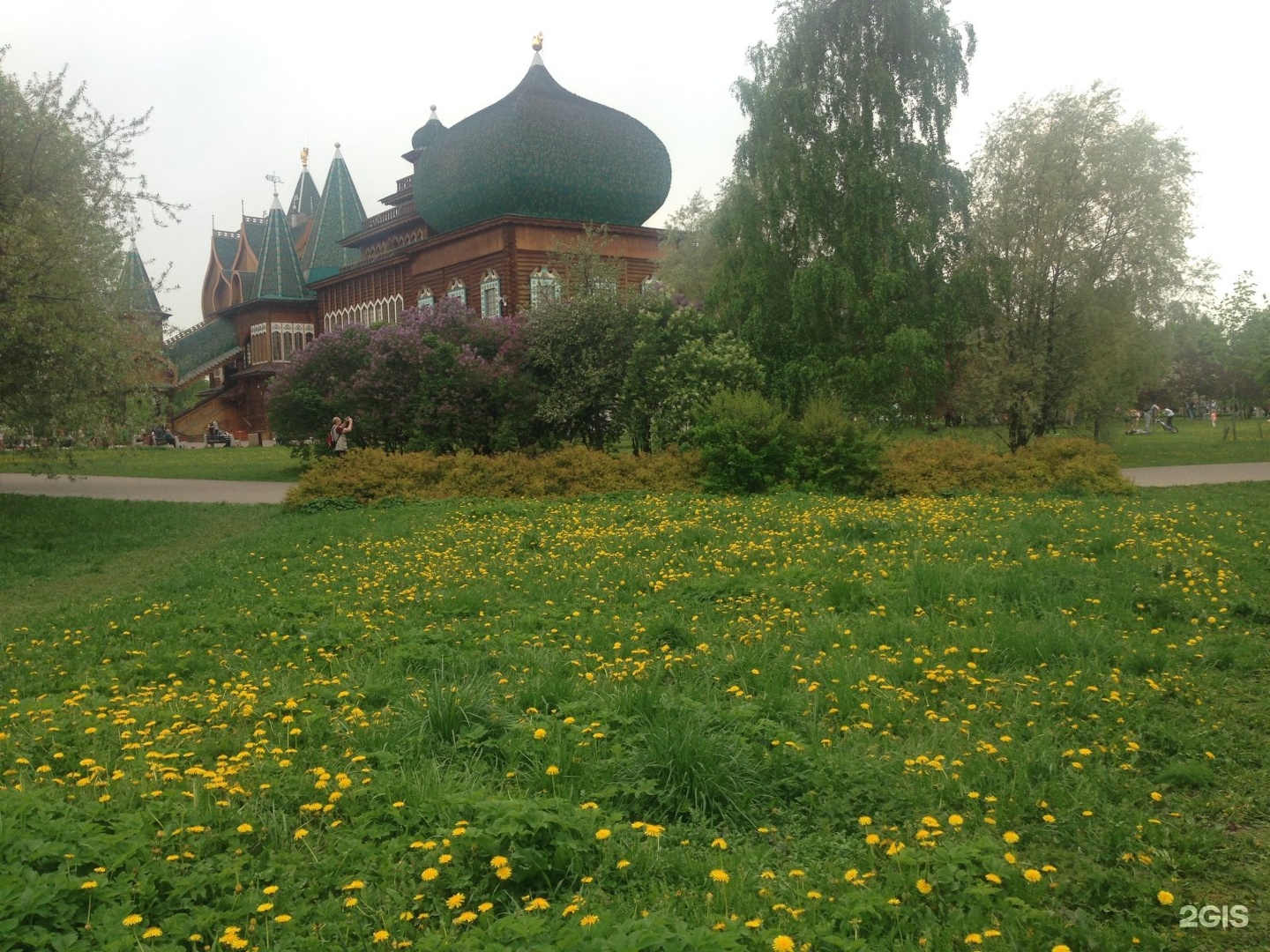 Коломенский пр. Старый Кутаиси. Дворец царя. Как от царя Алексея пройти в Коломенское.